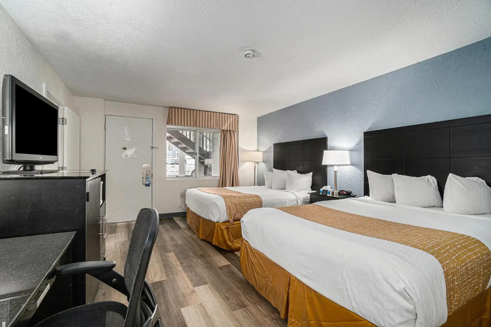 Travelodge by Wyndham Traverse City MI