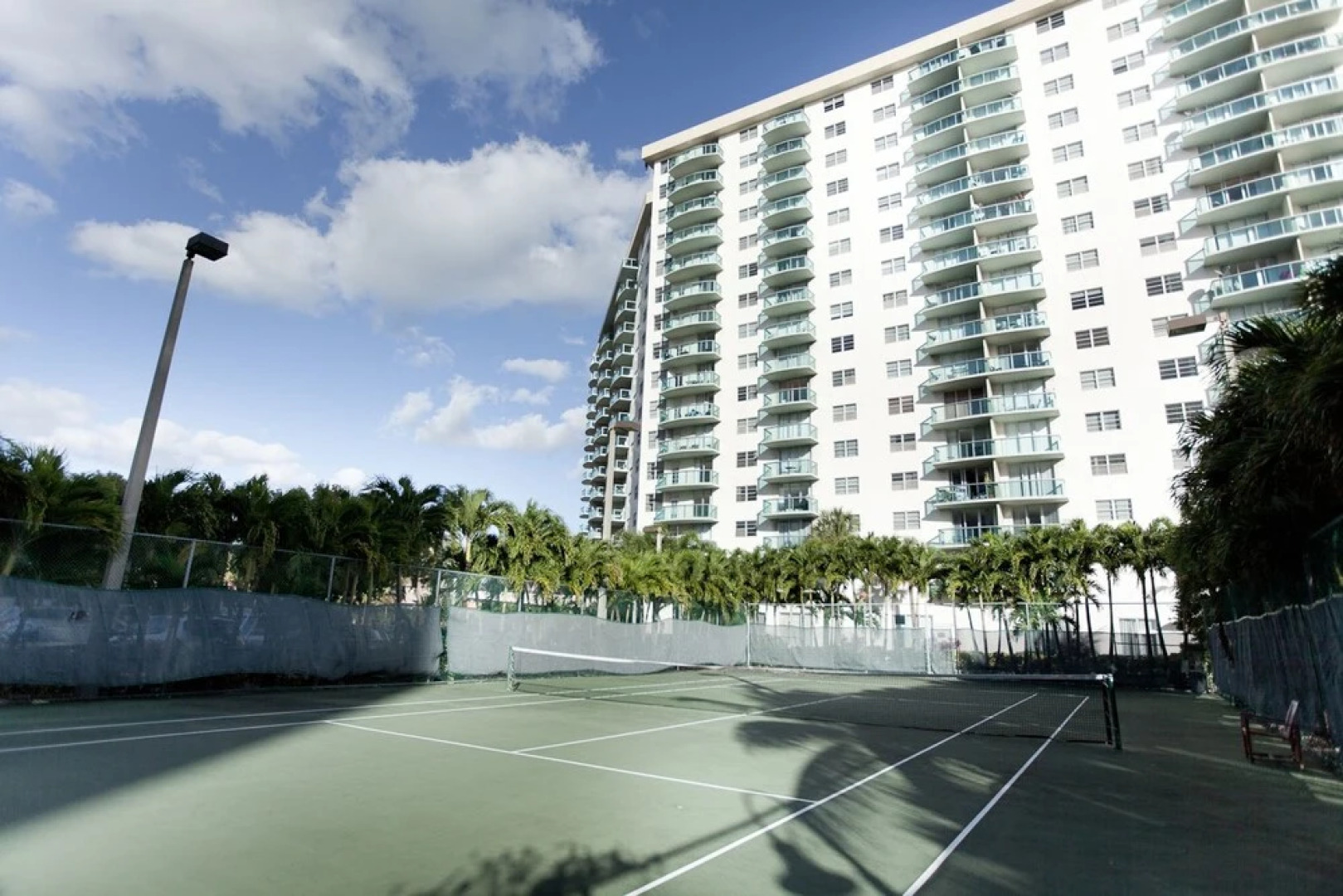 19370 Collins Ave # 1017