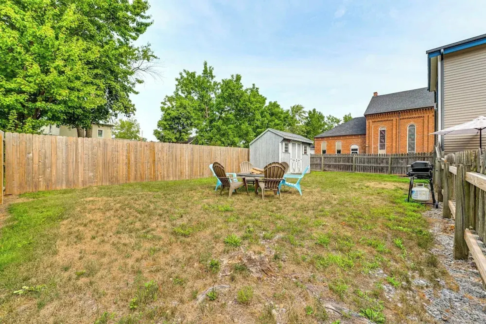 Near Cayuga Wine Trail: Seneca Falls Convenience!