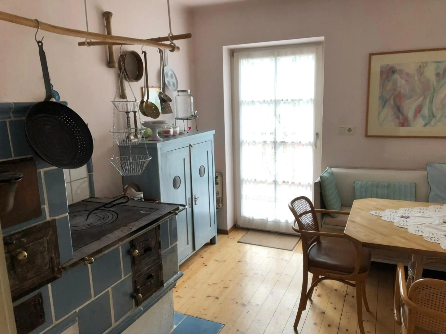 Haus in Anif bei Salzburg mit Sauna und Garten mit Badeteich