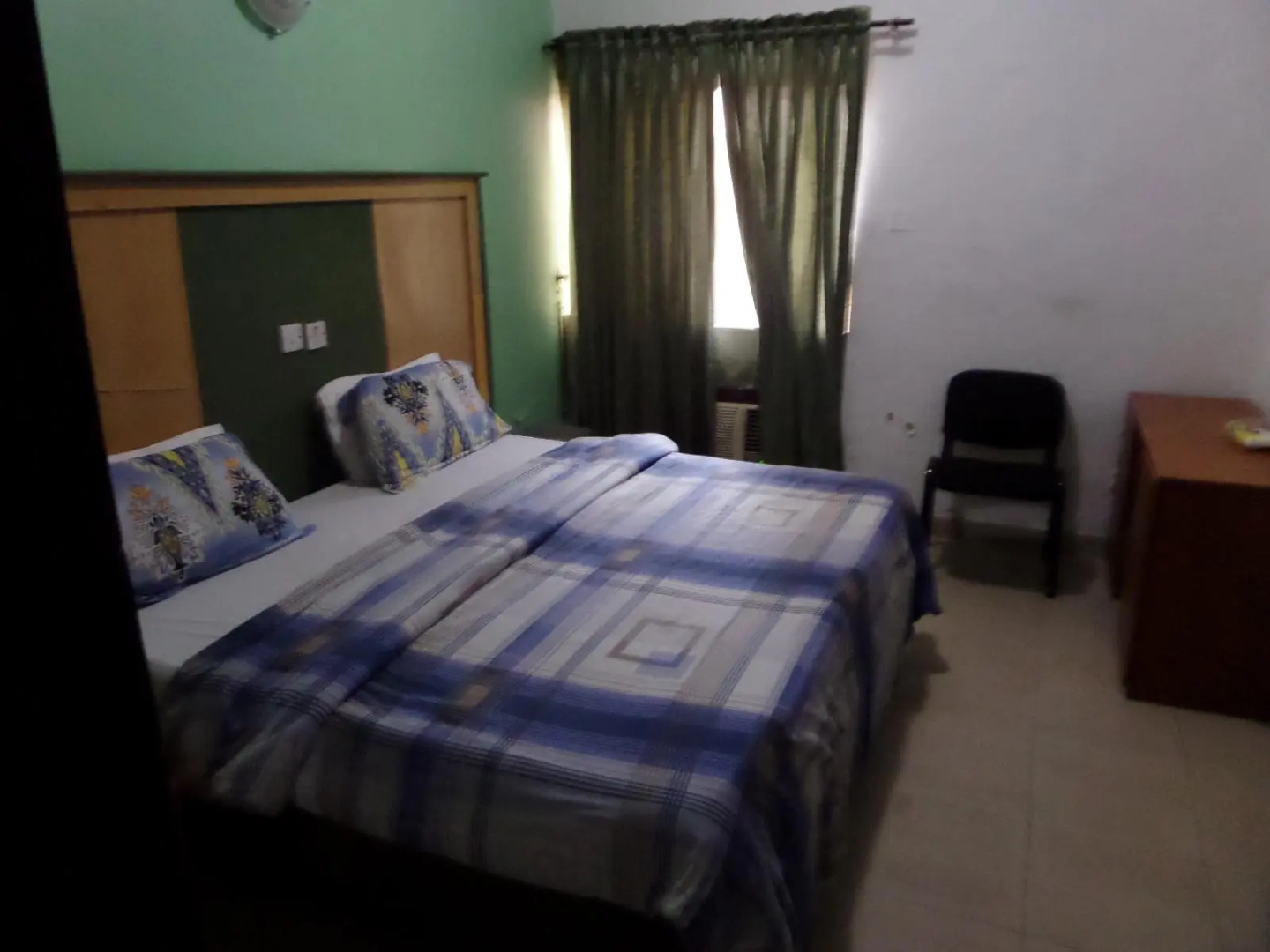 Thornberry Lekki Oxford