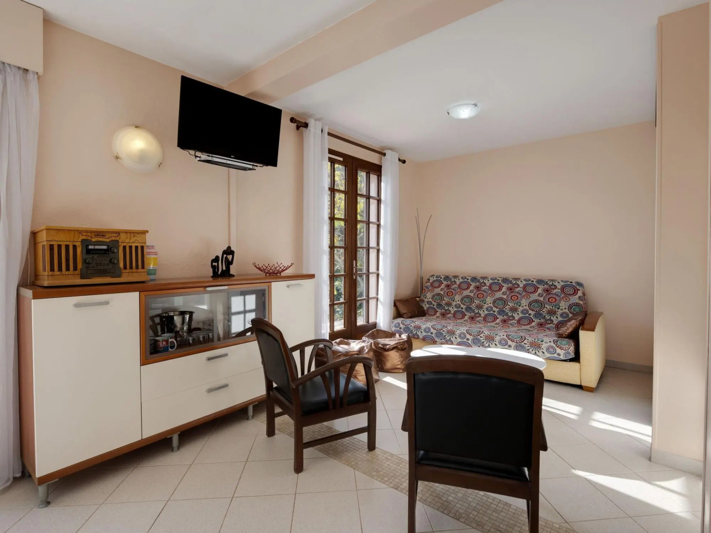 Tranquil Apartment in Drap with Garden