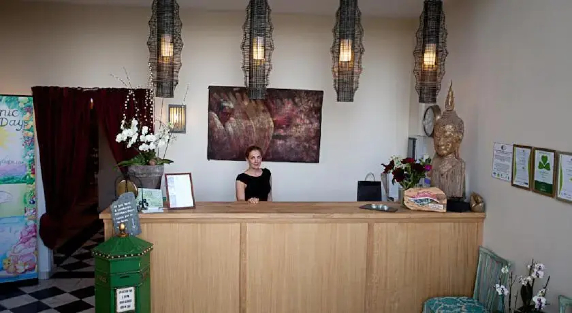 The Three Towers Eco House & Organic Kitchen