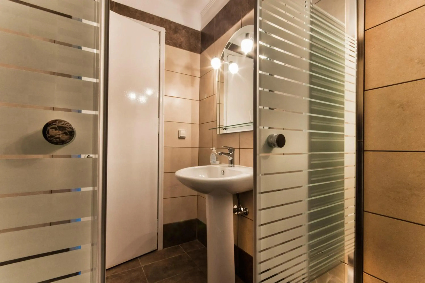 Fouxia Apartments and Studios