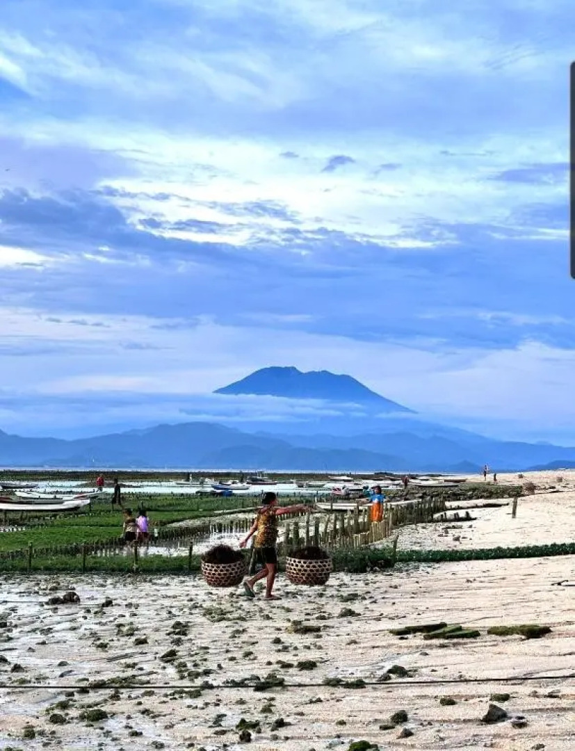 Lembongan Beach House