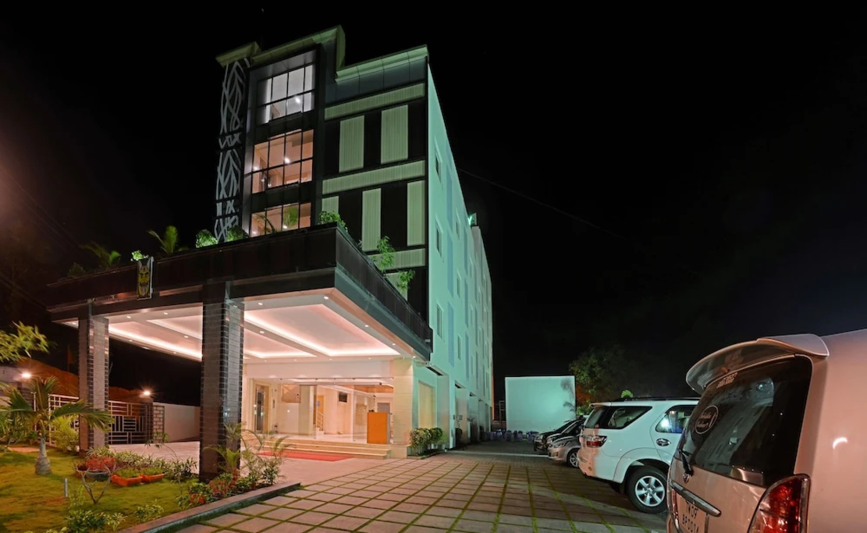 Poppys Anukula Residency - Vellore