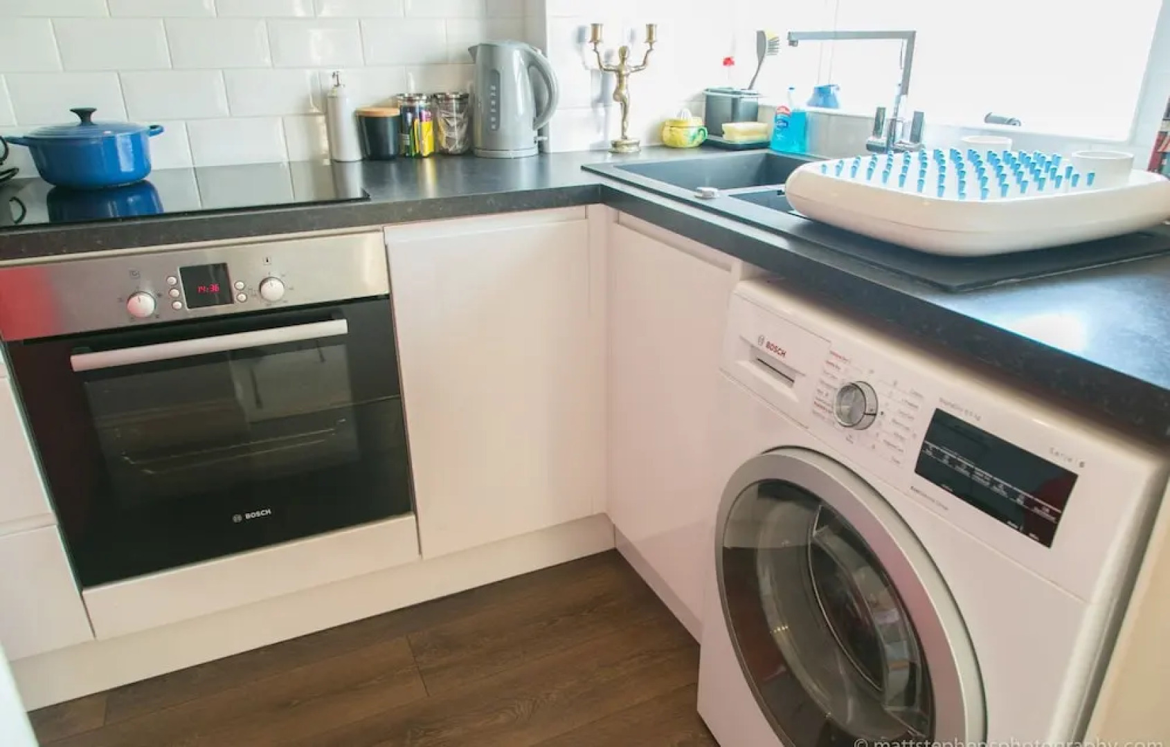 Perfect Brighton 2 Bed With Sea View!