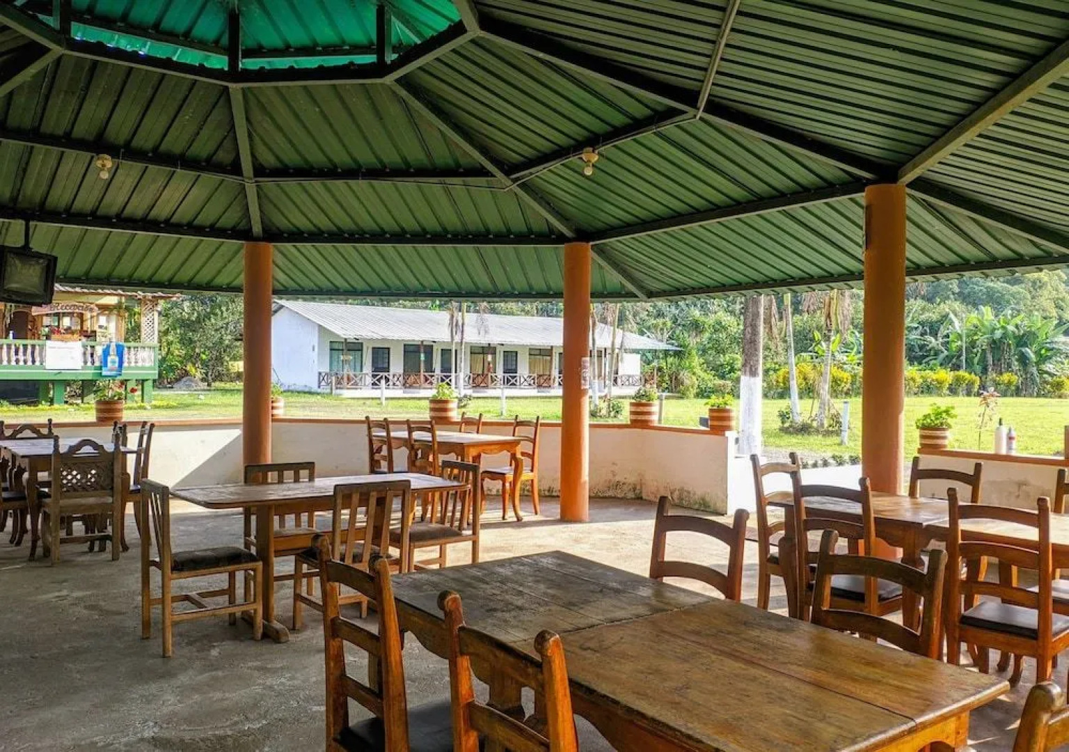 Puerto Quito Lodge By Dot Light