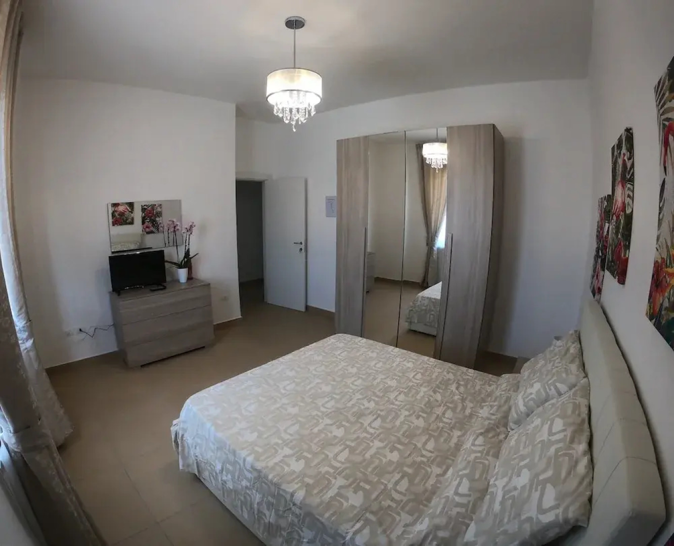 Caserta Royale Apartment