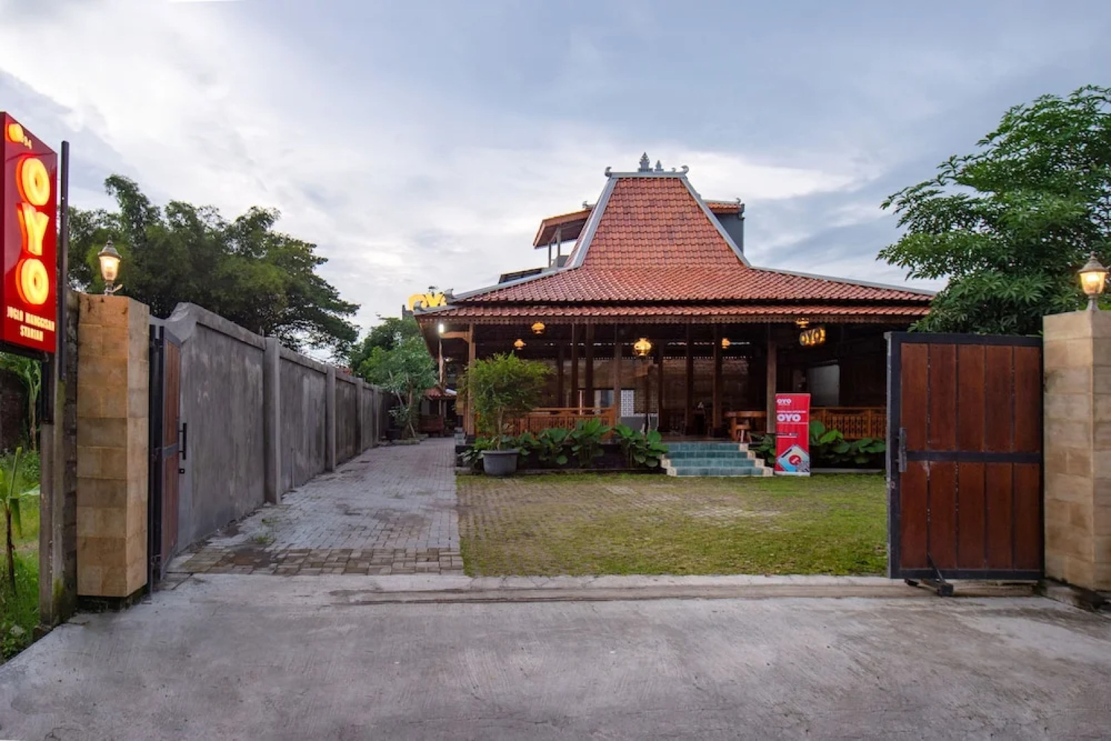 OYO 594 Joglo Manggisan Syariah