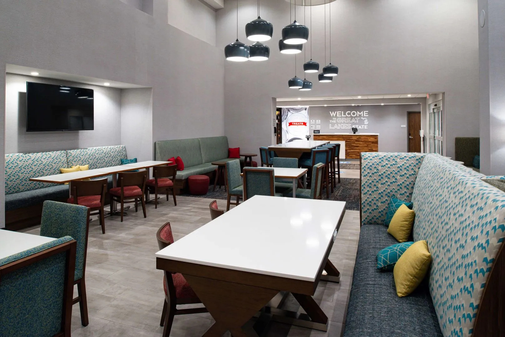 Hampton Inn & Suites Adrian