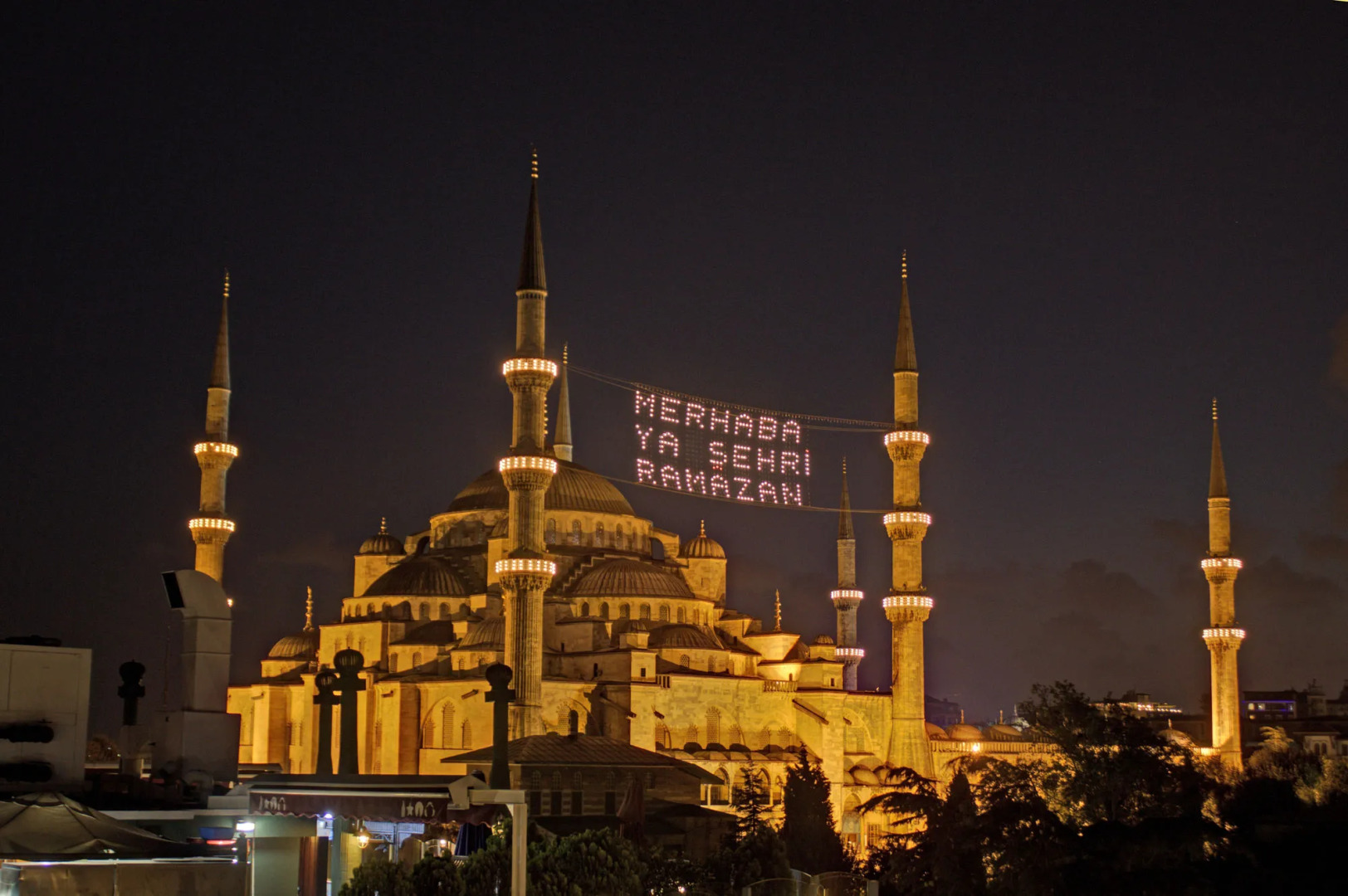 The Magnaura Palace Hotel