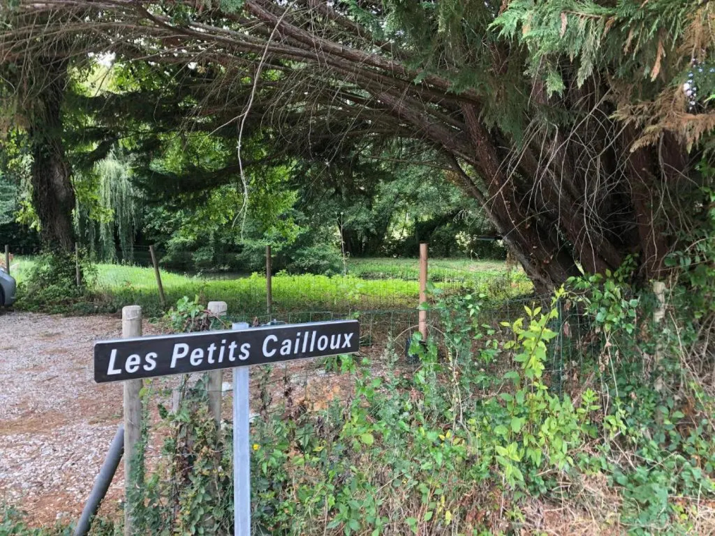 Les Petits Cailloux