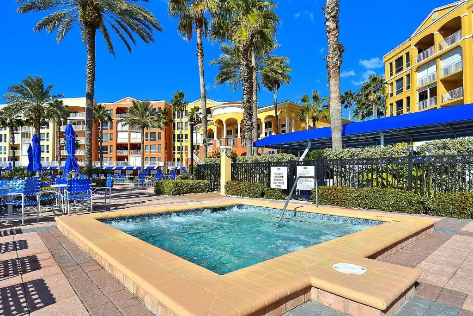 Tides 642 Luxurious pools/Hot tubs/Grills-It's Paradise!