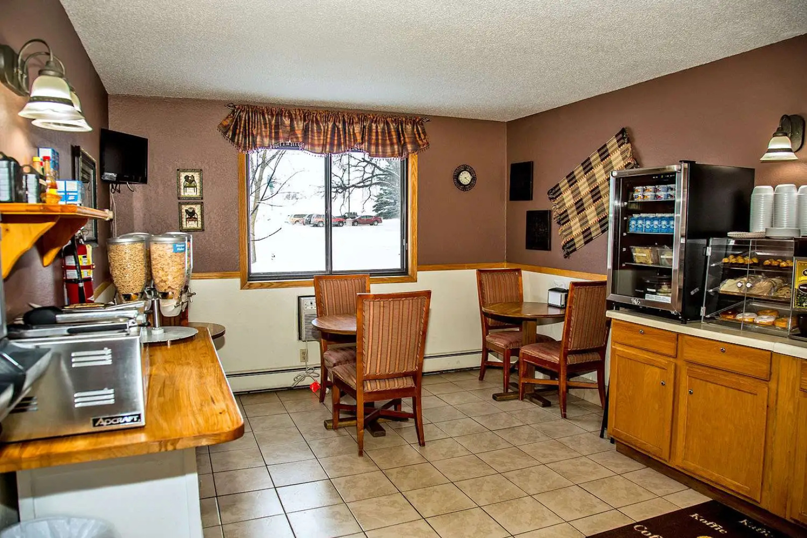 Americas Best Value Inn & Suites Detroit Lakes