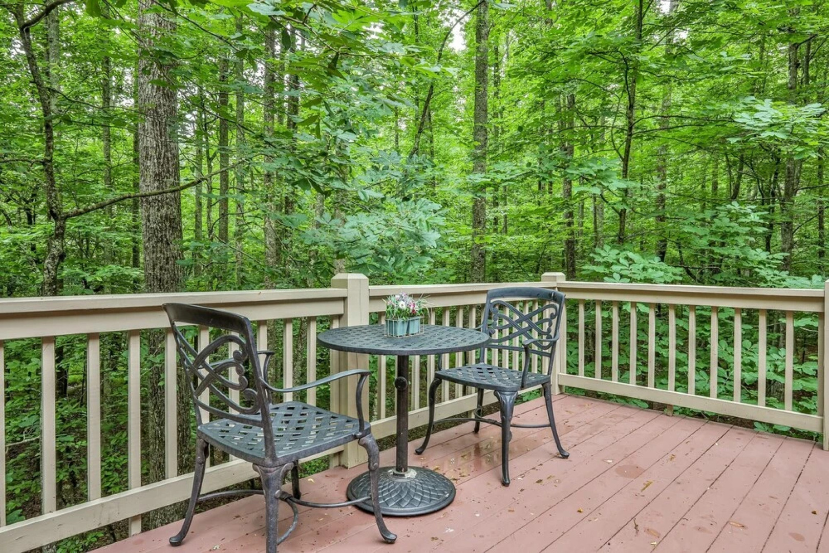 2 Duck Creek Cottage