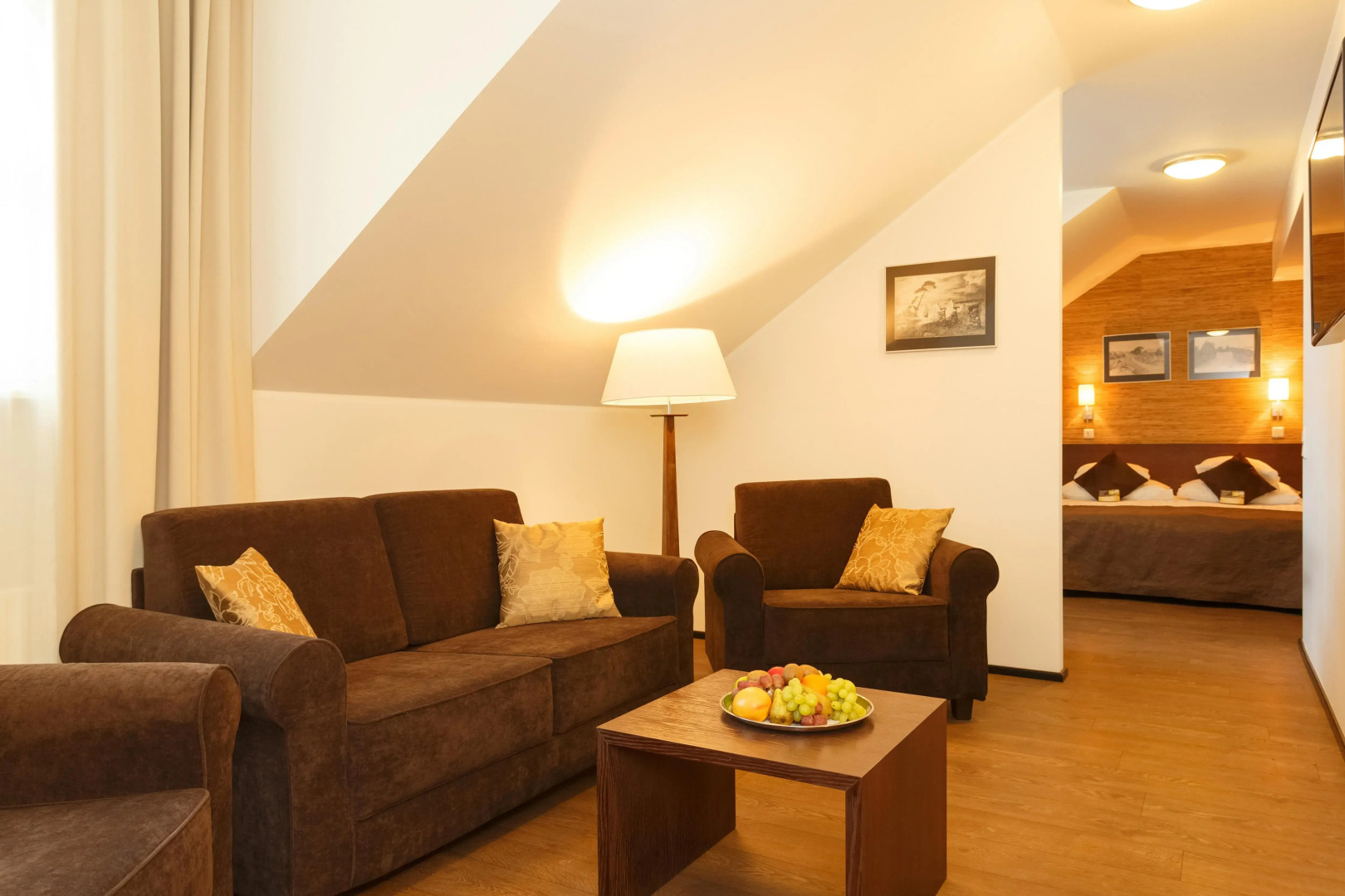 Kreutzwald Hotel Таллин