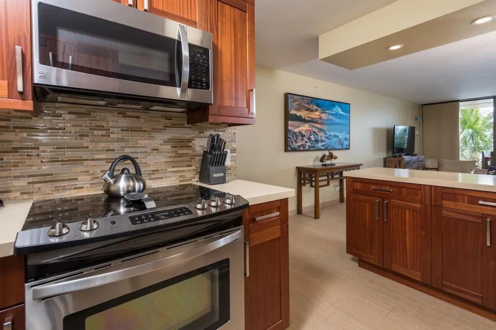 Mahana by KBM Hawaii Luxury Vacations