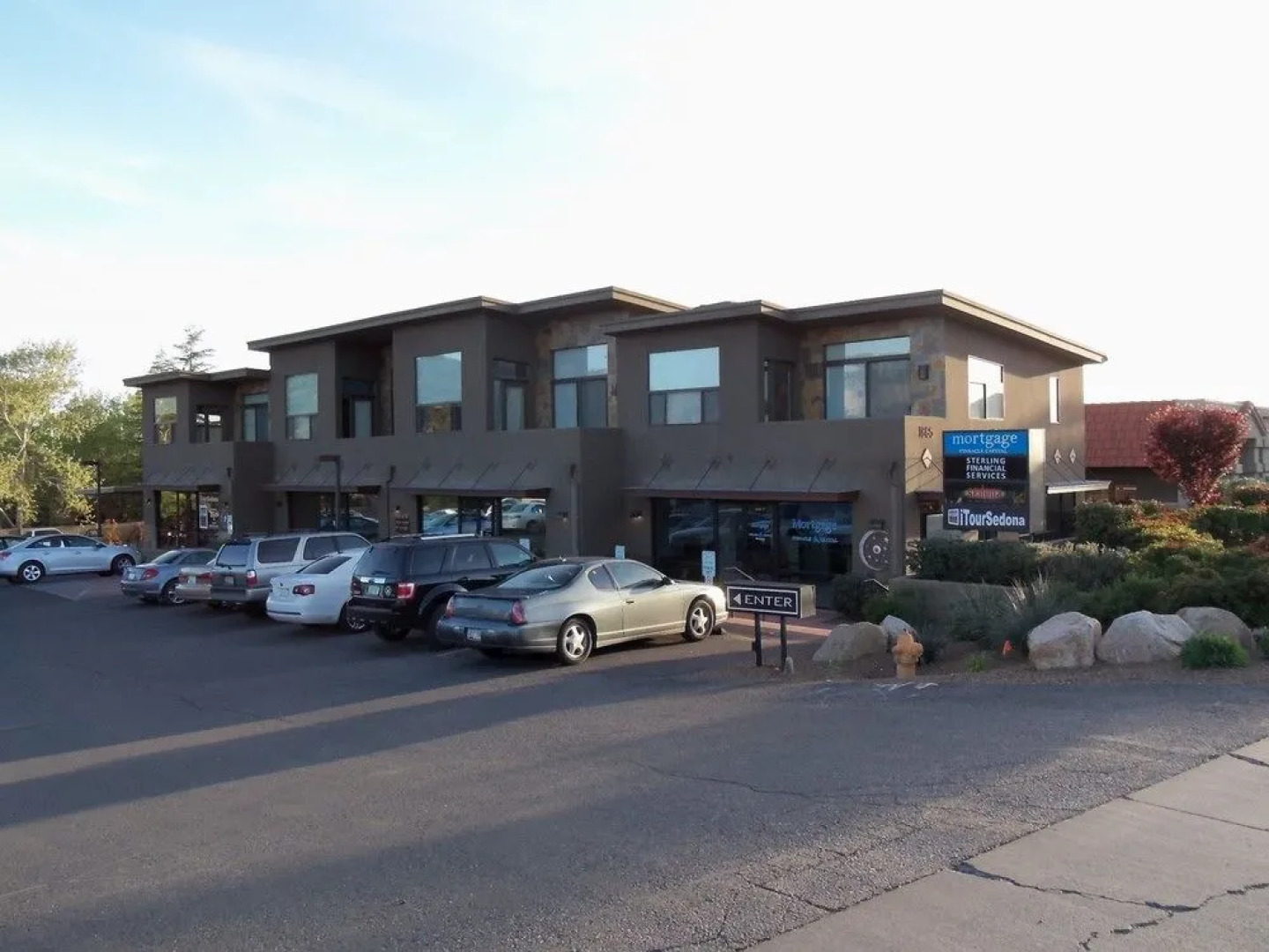 Picazzos Loft in the View Plaza