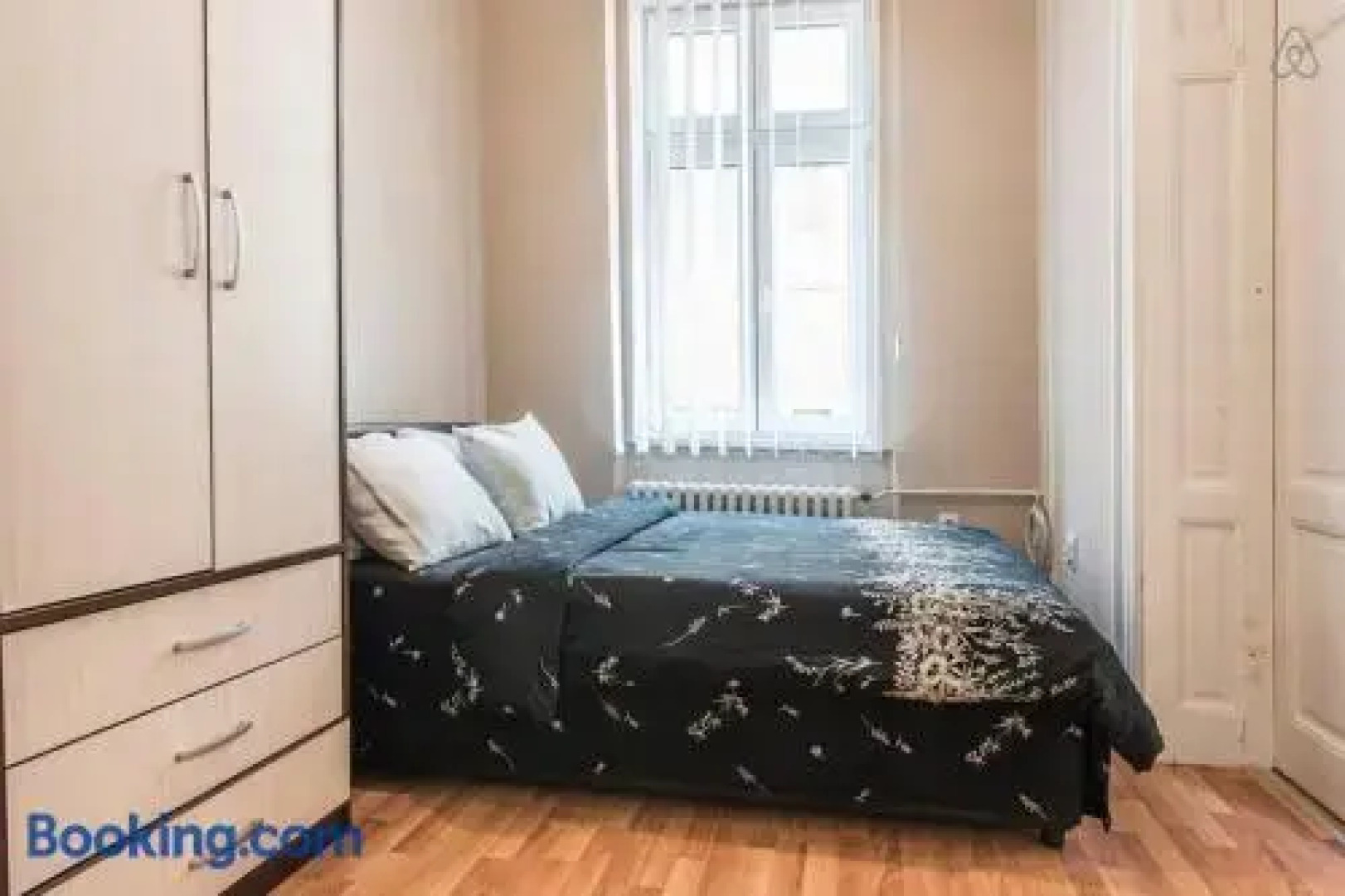 Lazin Rooms & Apartments