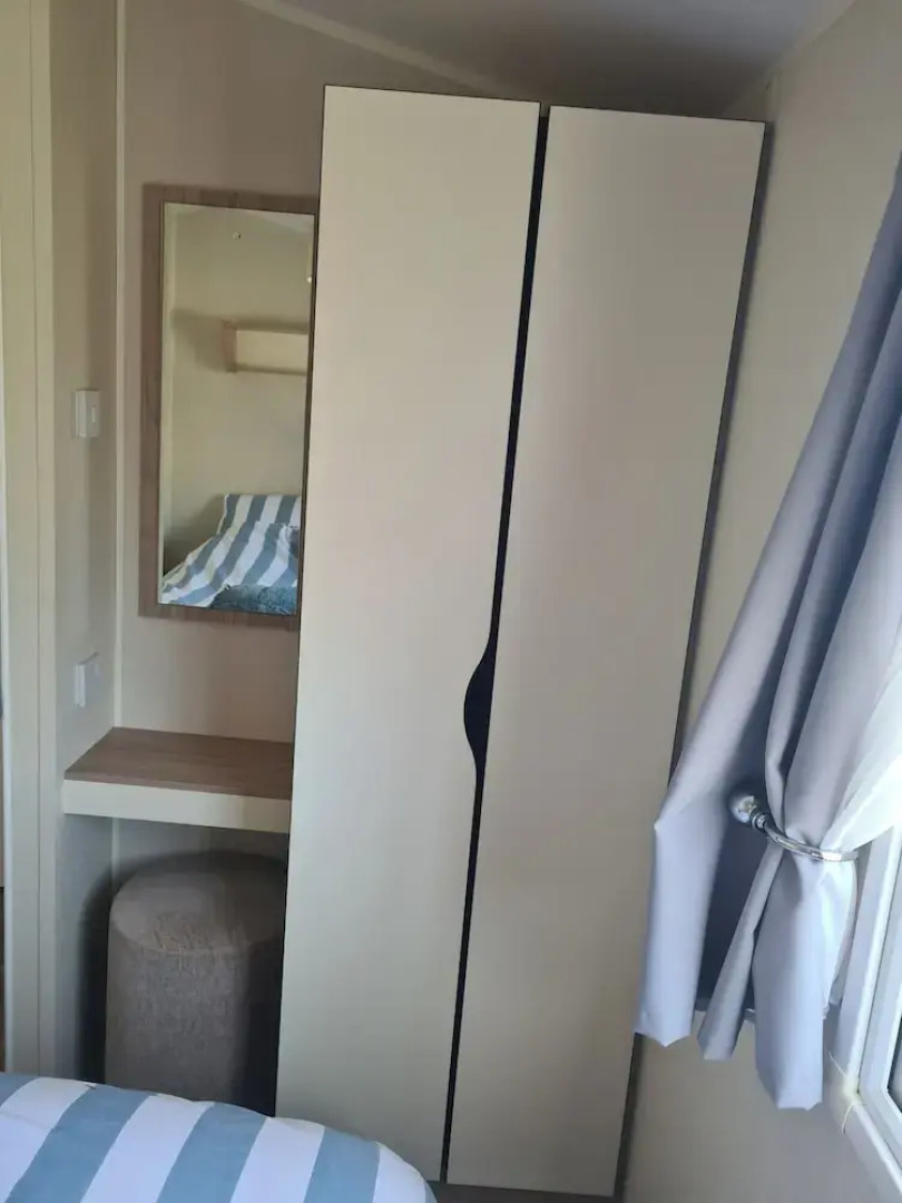 3 Bed Lodge - Sleeps 6 - Parking - Pets - Wifi