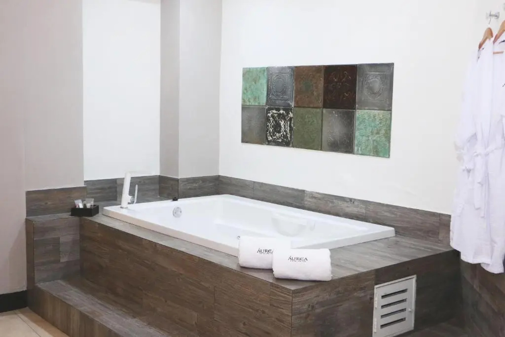 Aurea Hotel and Suites