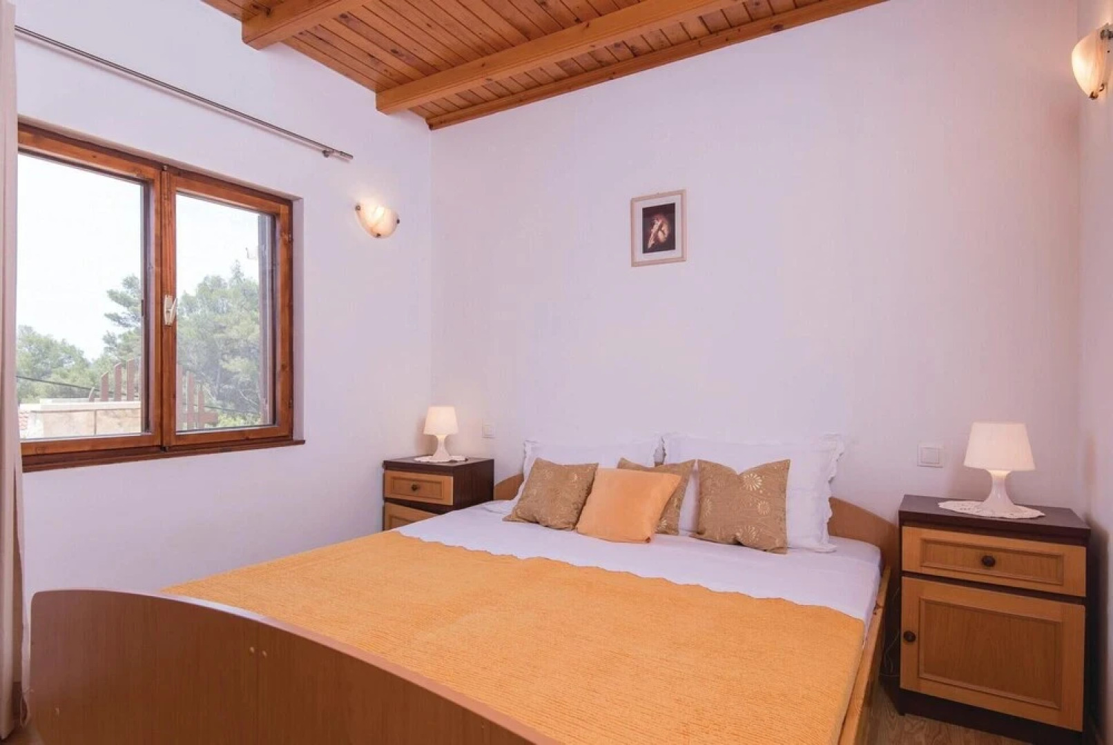 Awesome Home in Nova With Wifi and 4 Bedrooms