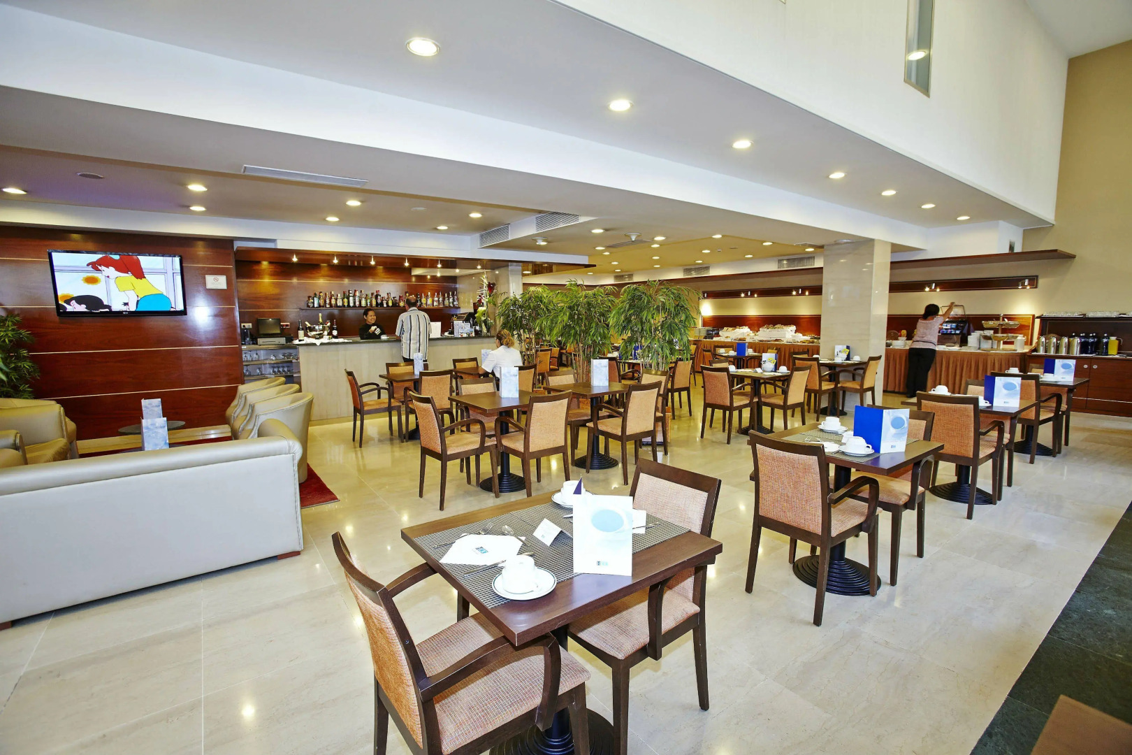 Отель Leonardo Hotel Barcelona Gran Via