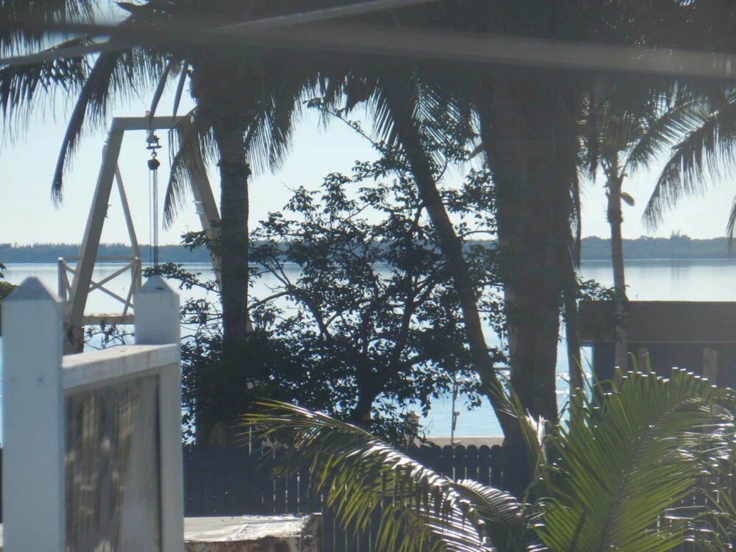 BIMINI LOFTS Across from Big Game club - 1 of 2 furnished apartments