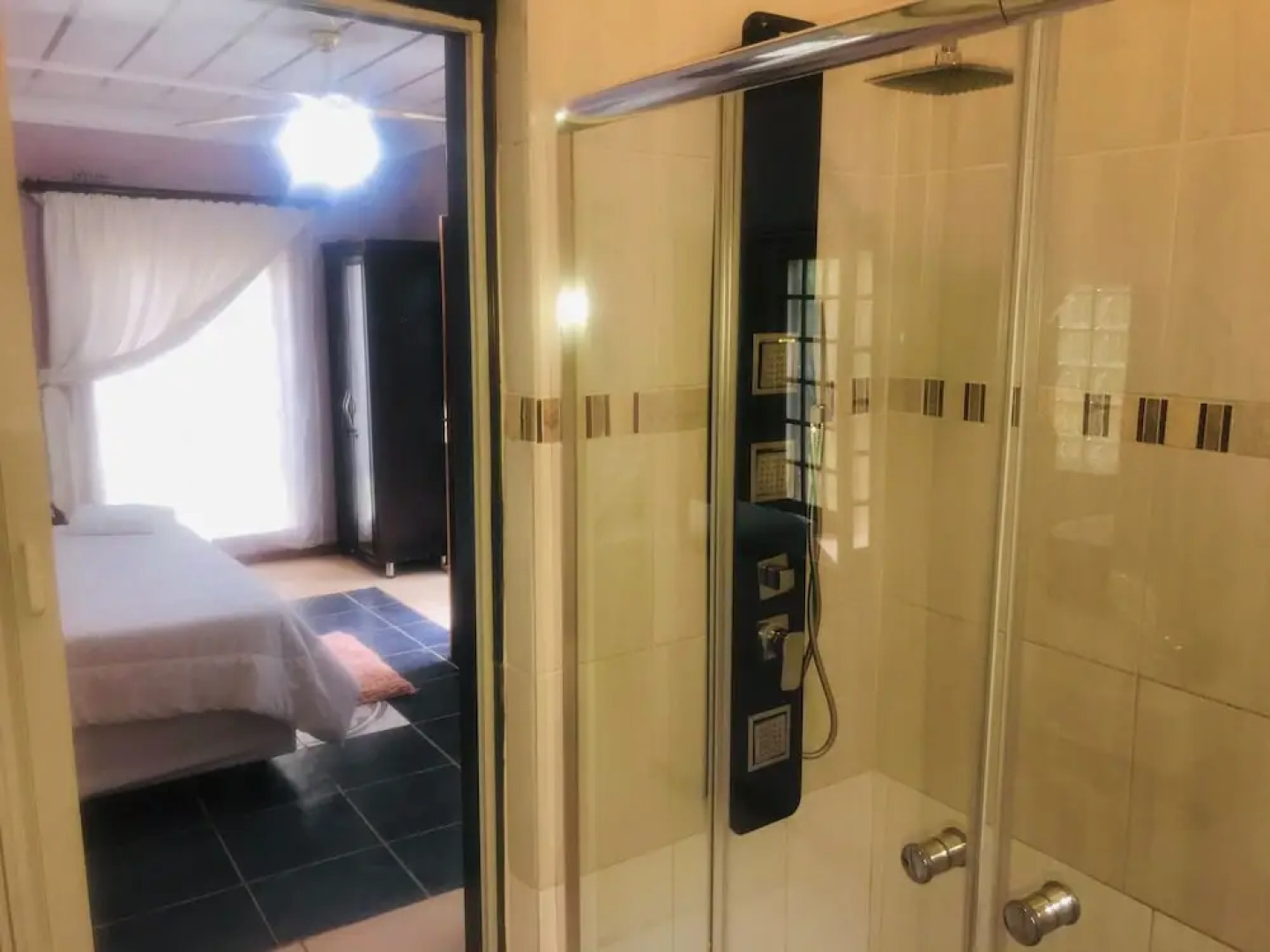 Ankuweni Guest Lodge