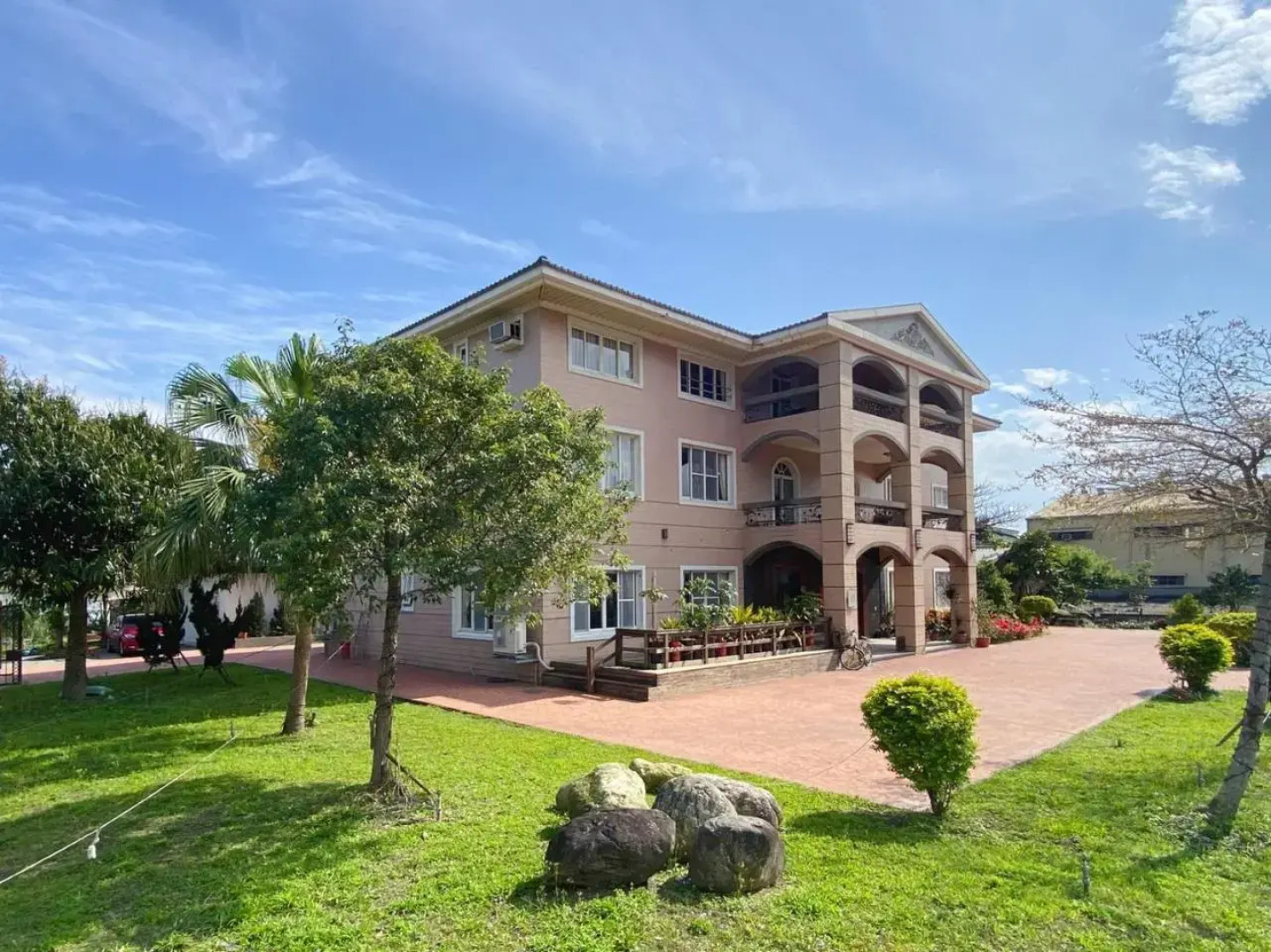 Natural Essence of Hot Spring