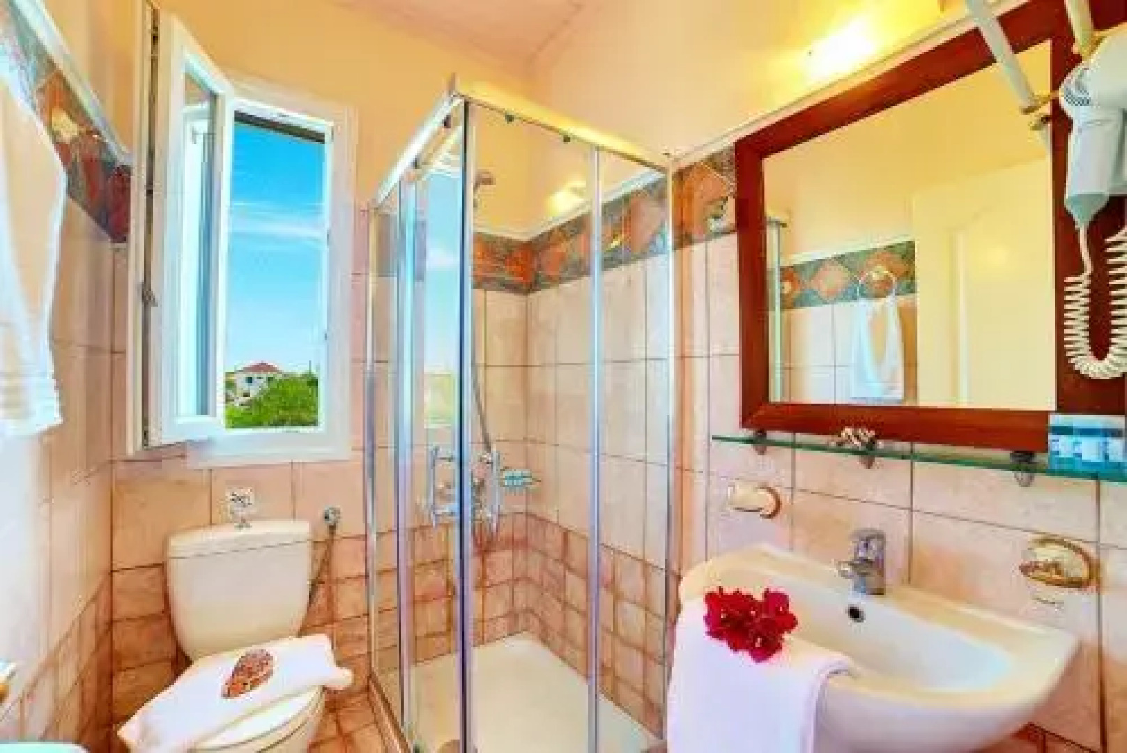 Alkyon Apartments & Villas Hotel