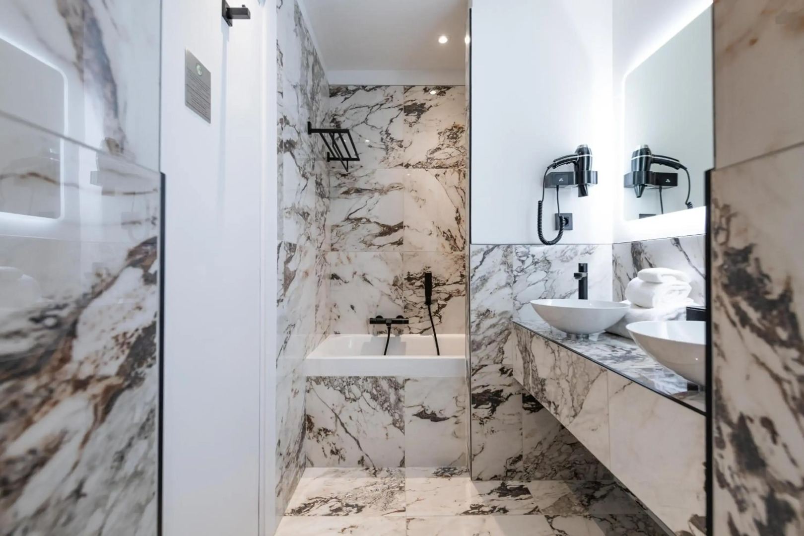 ibis Styles Puteaux Paris La Defense