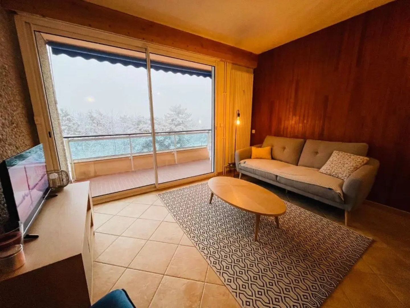 Appartement rénové à 200m de la plage + garage