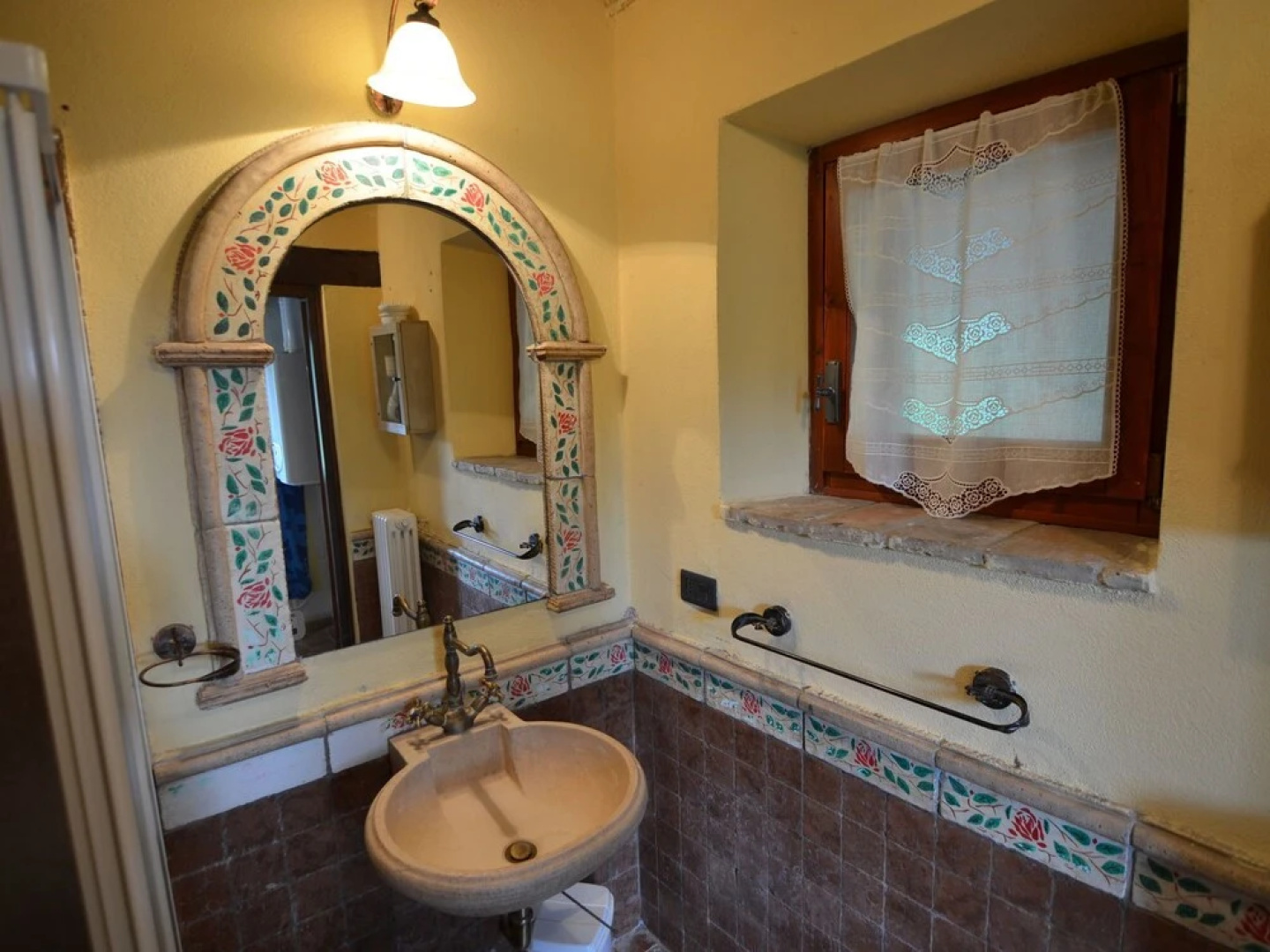 Beautiful Villa With Private Swimming Pool, Garden and Panoramic View 10-5