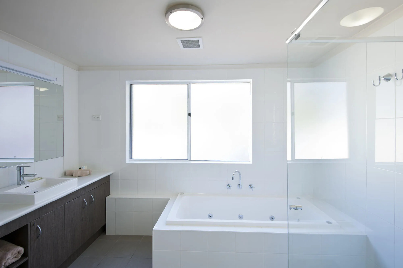 Mollymook Cove Apartments