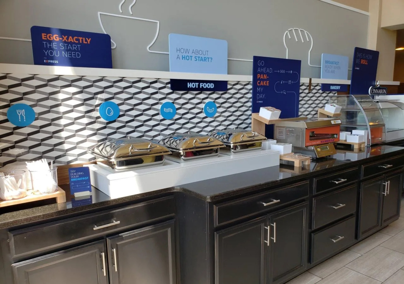 Holiday Inn Express Hotel & Suites Marion Northeast by IHG