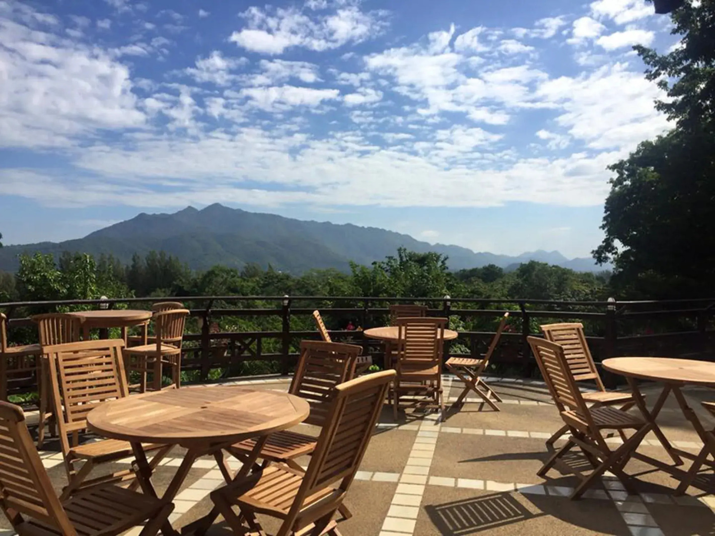 Issara Boutique Winery Hotel