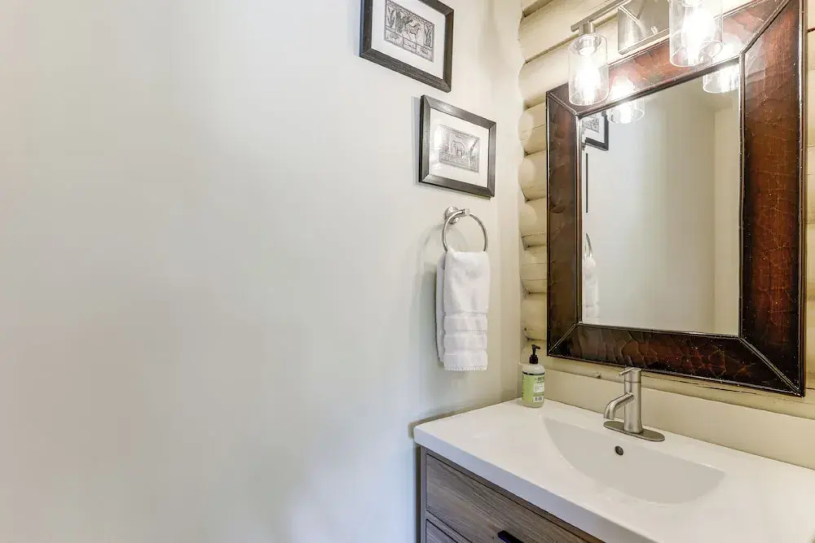 Snowmass Home w/ Hot Tub, Fireplace, & Mtn Views!