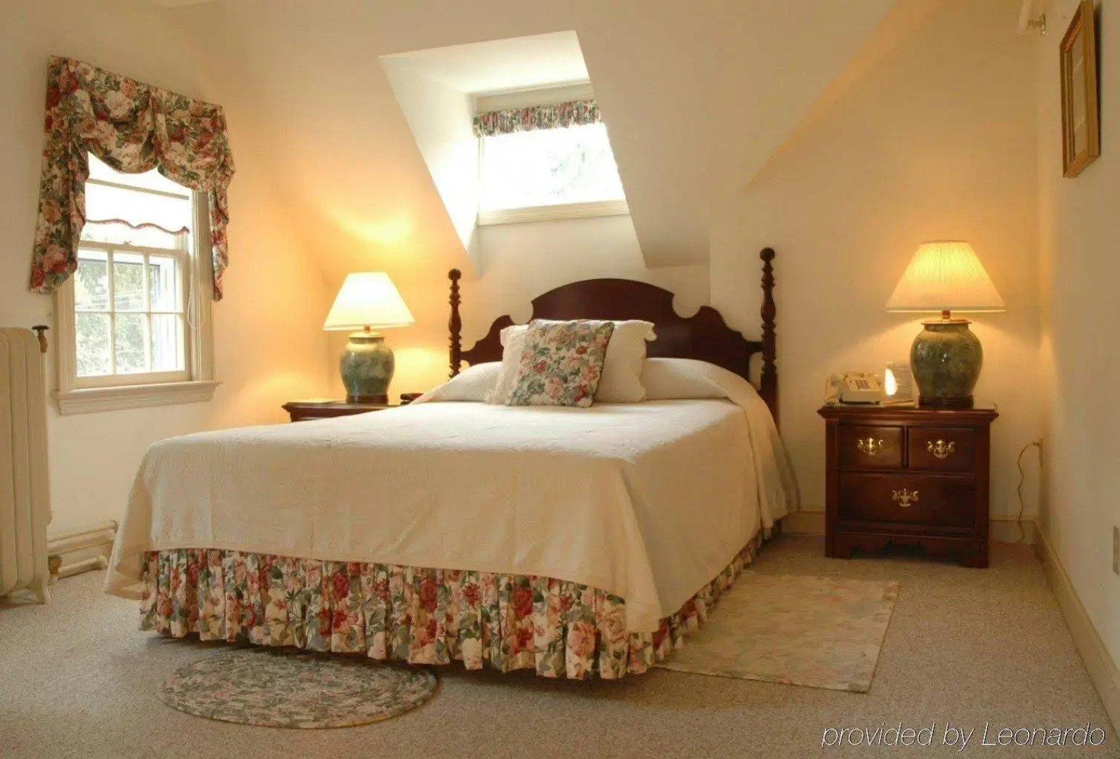 The Roger Sherman Inn