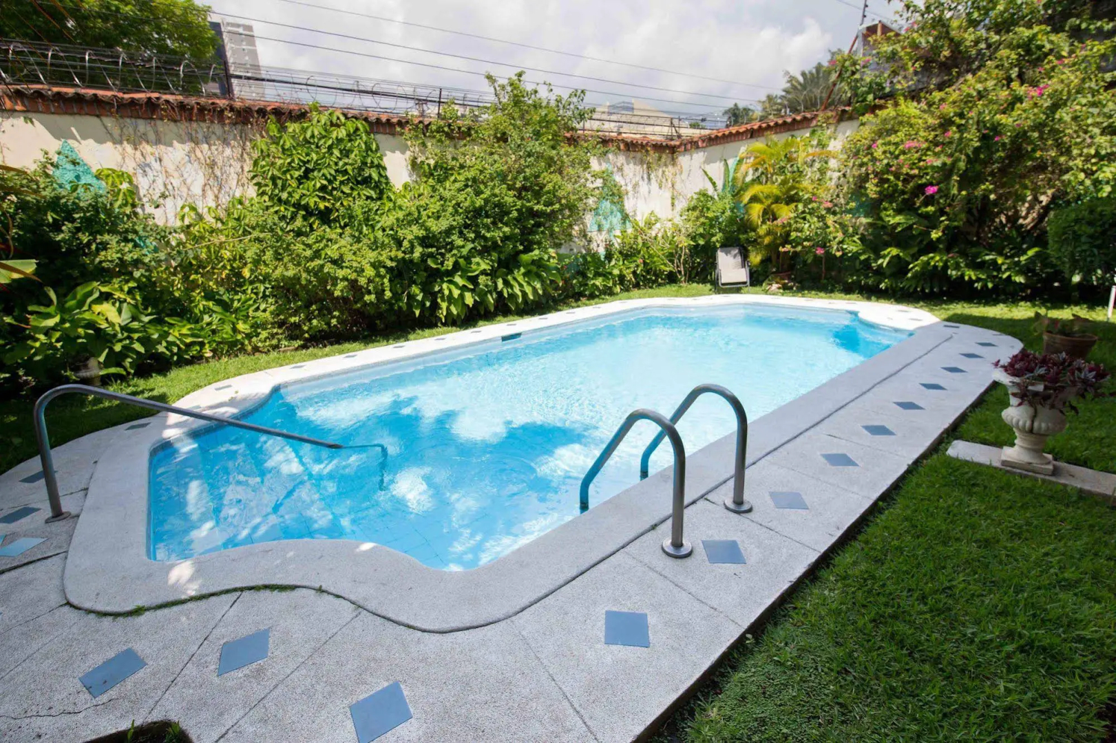 Suites & Apartments San Benito Zona Rosa