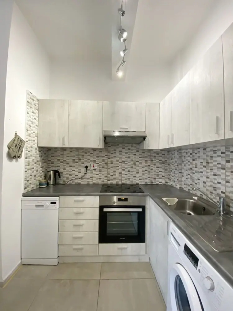 120 TLA - Stay Nest in Tala Apartment