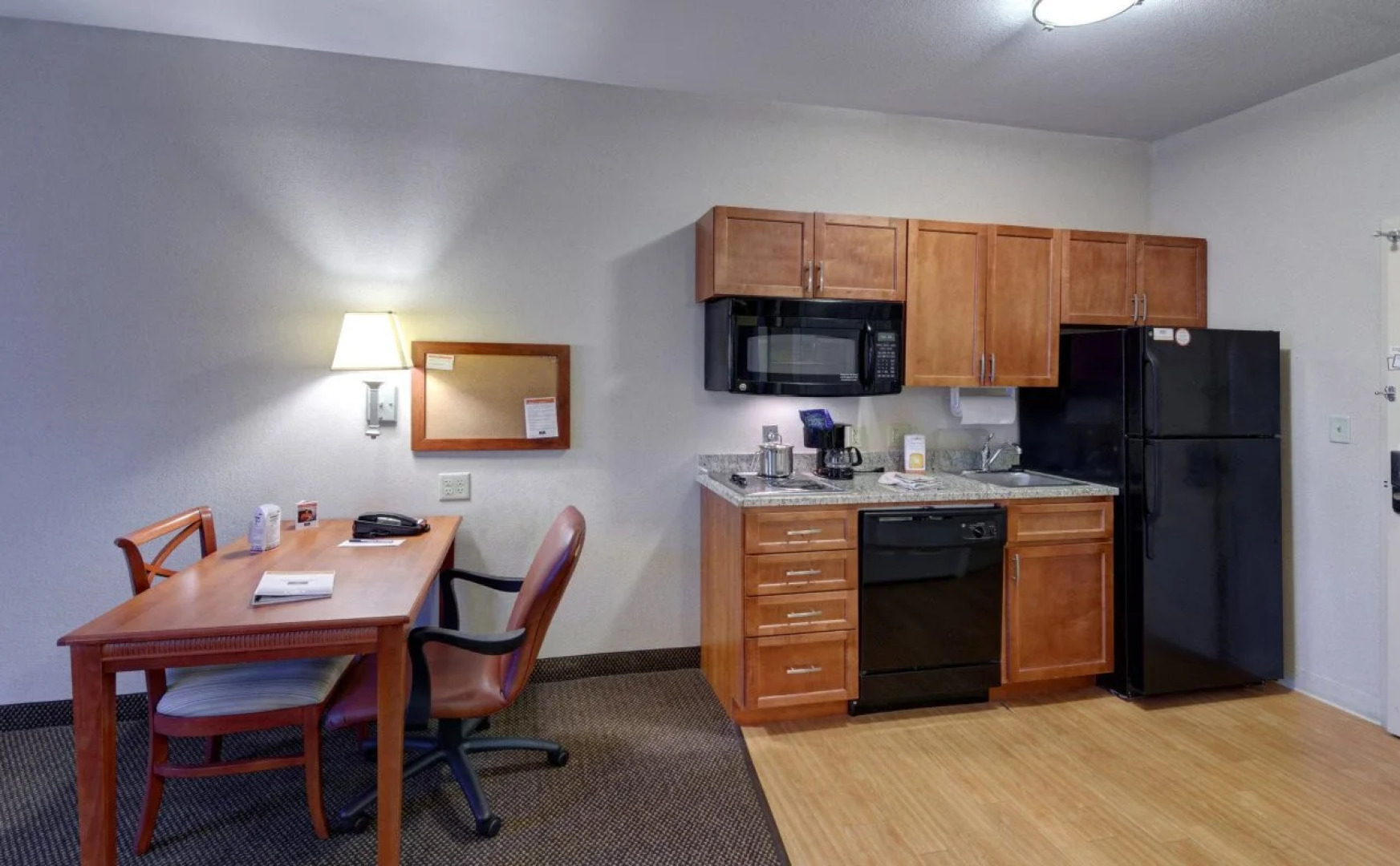 Candlewood Suites Enterprise S, An Ihg Hotel
