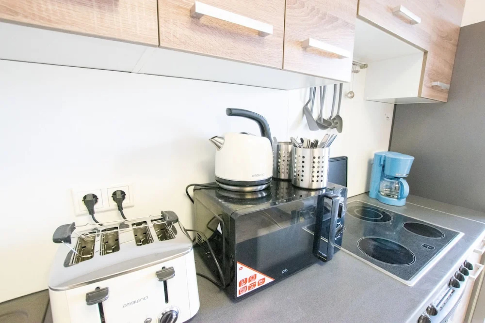 Tolstov-Hotels Airport 3 Room City Apt.