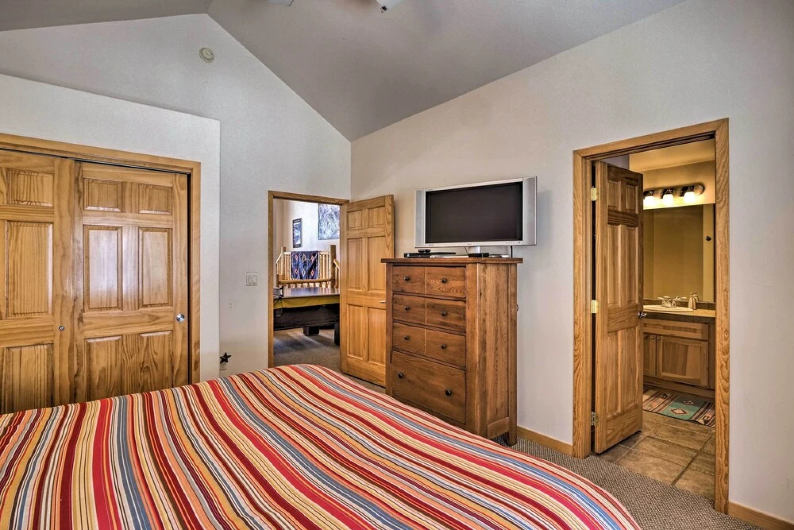 Slopeside Sanctuary - Penthouse < 1 Mi to Lifts!