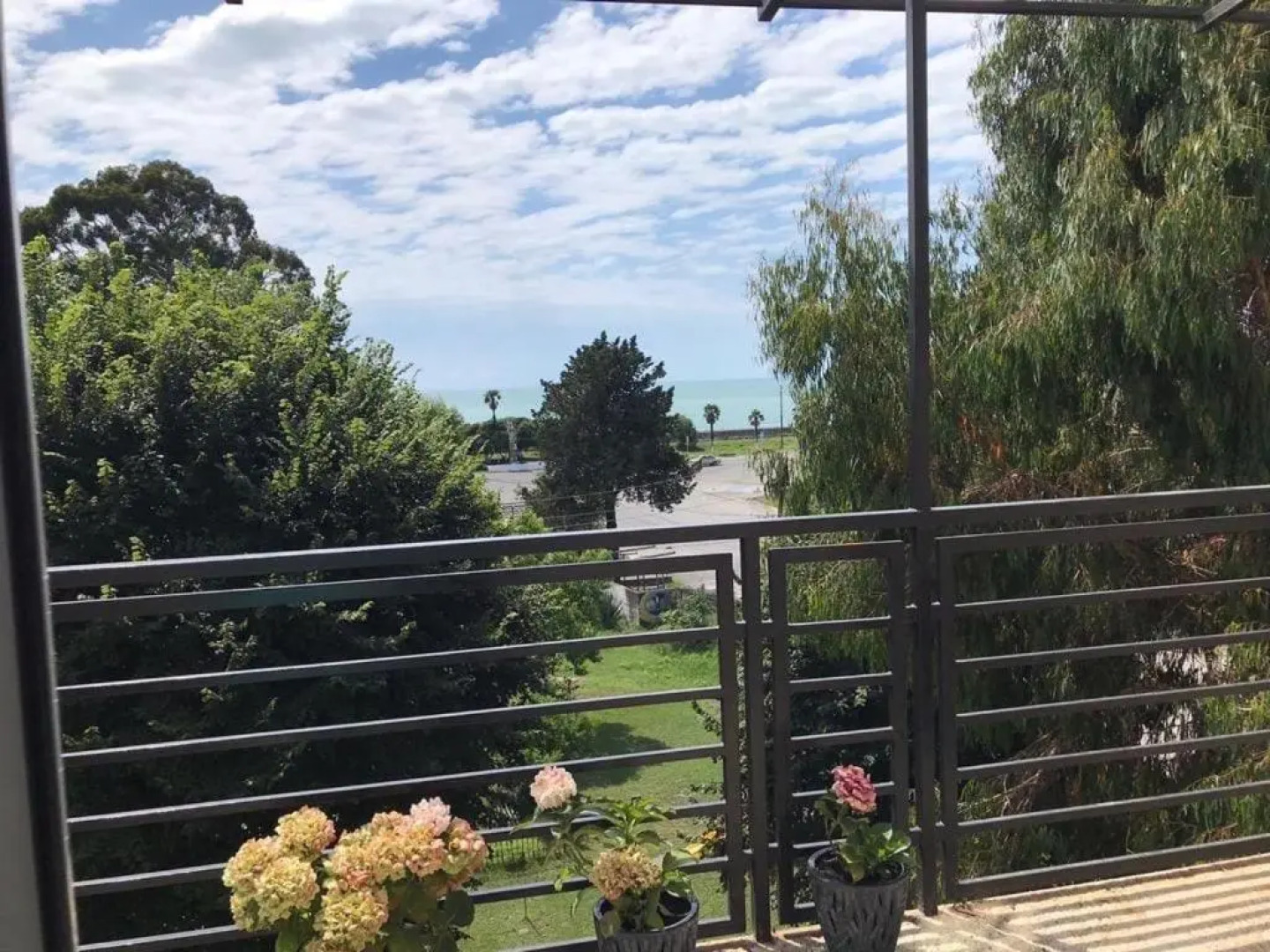 De-sabua Guest House