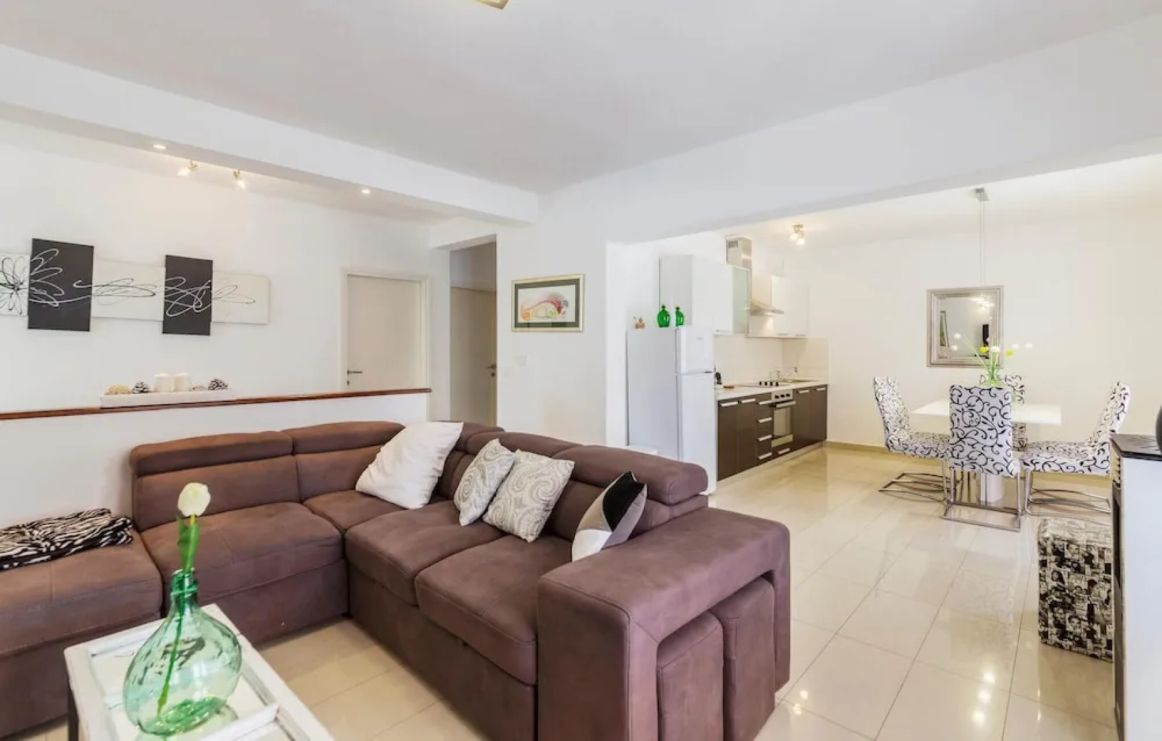 Awesome Home in Labin with Hot Tub, WiFi & 5 Bedrooms