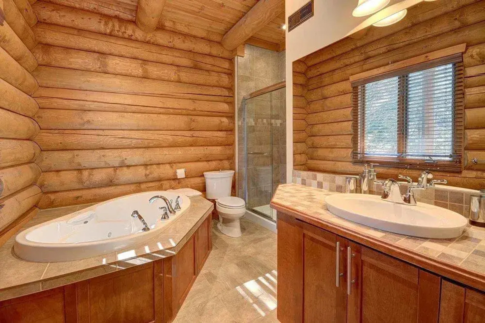 Chalet Nanook of the North