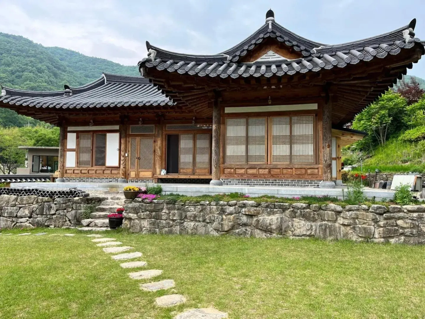 Wanju Hanok Pension Hyurim