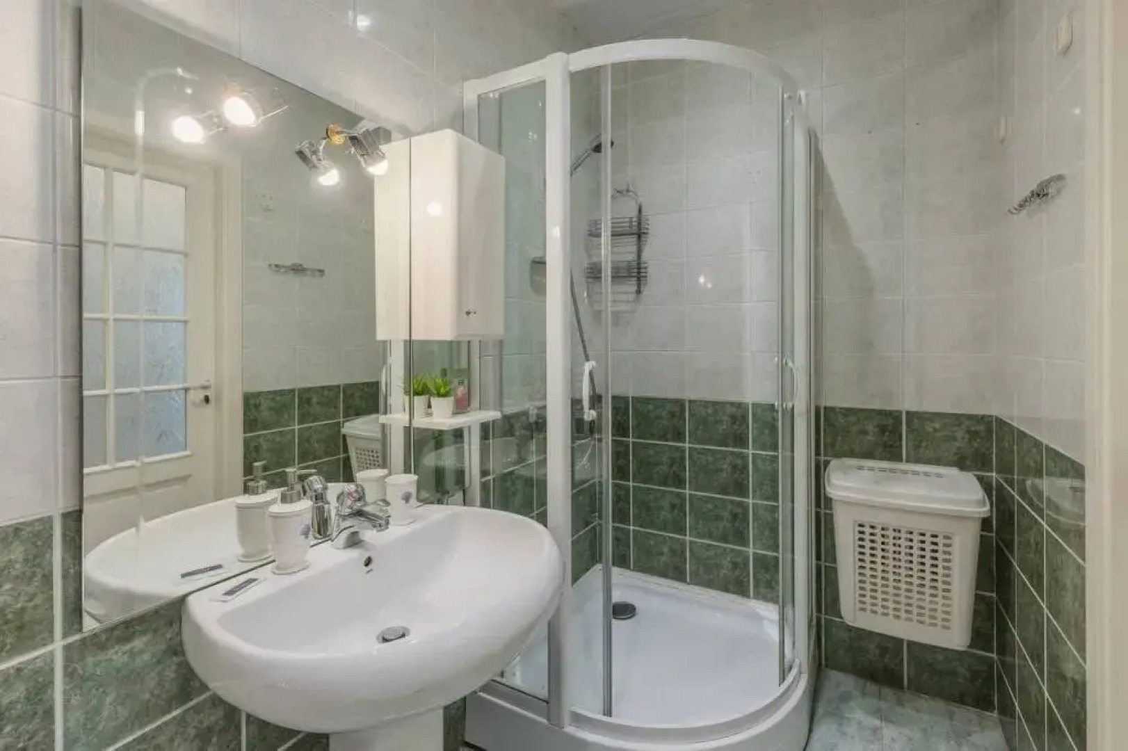 Бридж Таун Отель